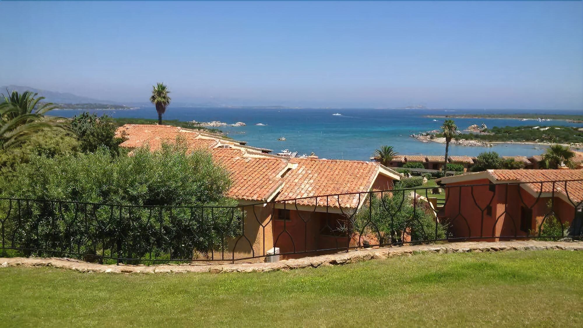 Residence Marineledda & Vela Blu Golfo Aranci Exterior photo